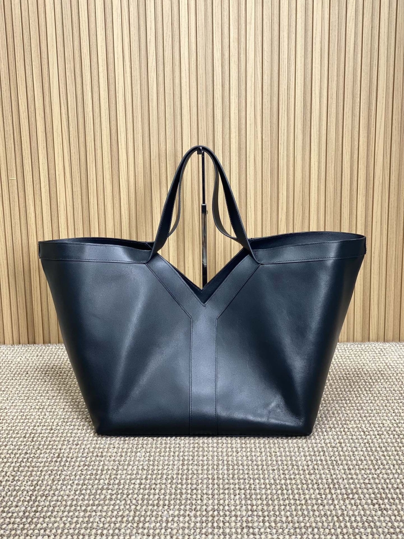 Y51 shopping bags